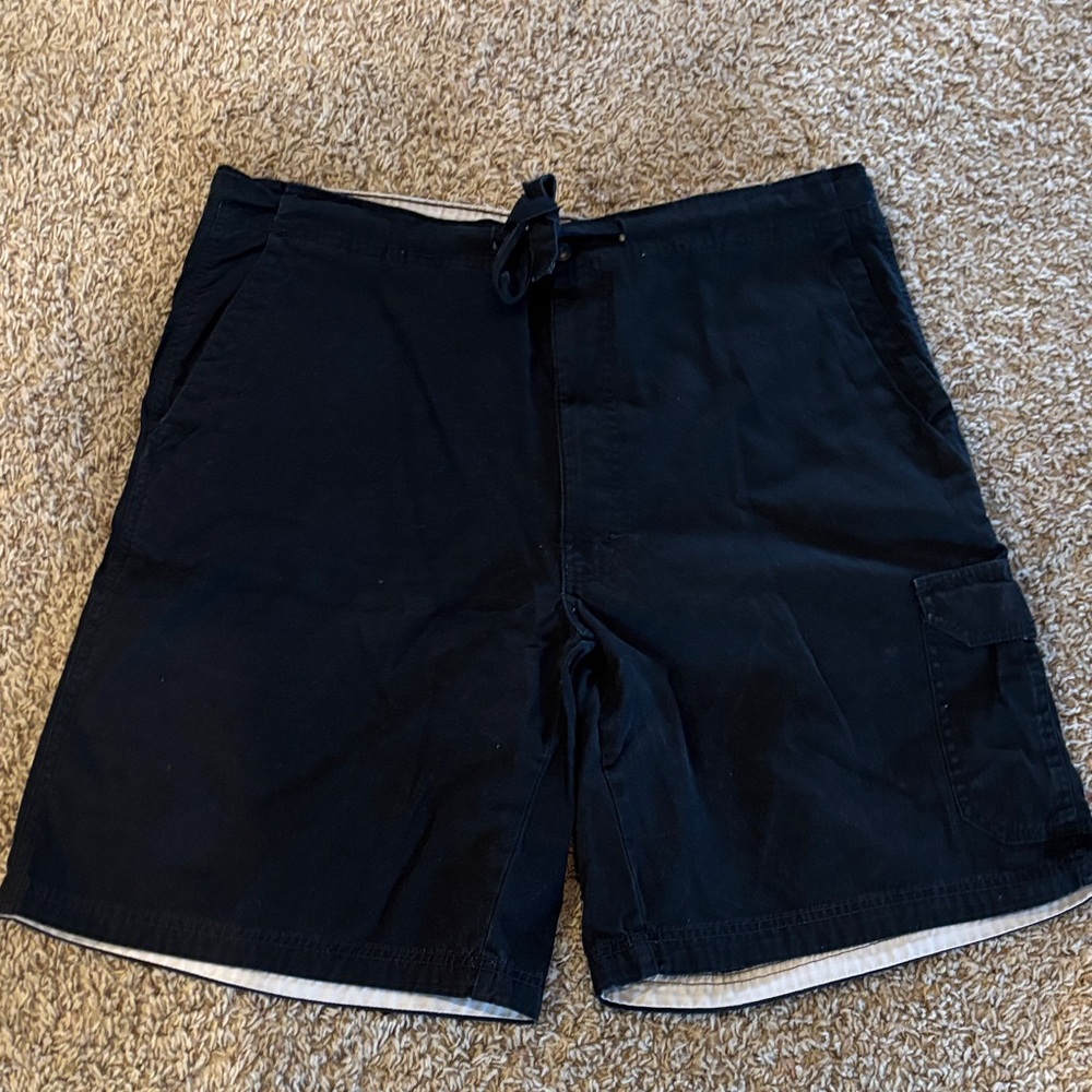 Kenneth Cole Reaction Black Cargo Shorts